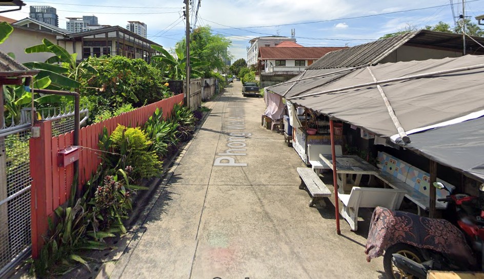 ที่ดินพร้อมสิ่งปลูกสร้าง สุขุมวิท 64 / 73 ตารางวา (ขาย), Land with Building Sukhumvit 64 / 292 Square Metre (FOR SALE) PUY299