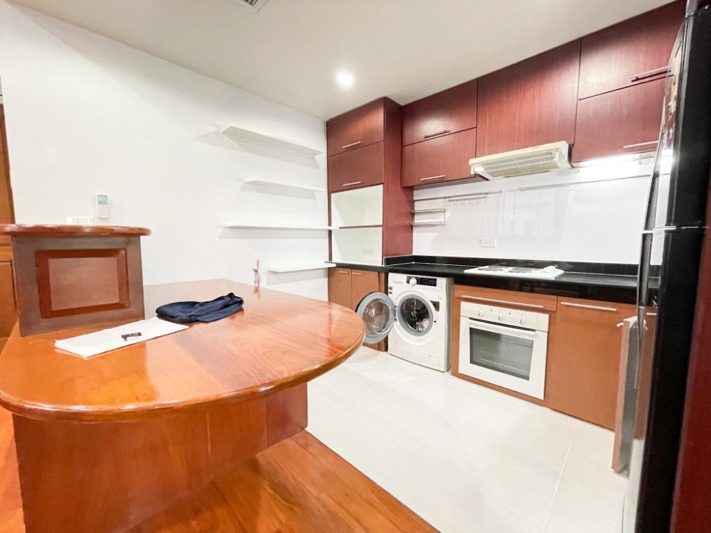 Baan Thanon Sarasin / 2 Bedrooms (SALE), บ้าน ถนน สารสิน / 2 ห้องนอน (ขาย) DO350