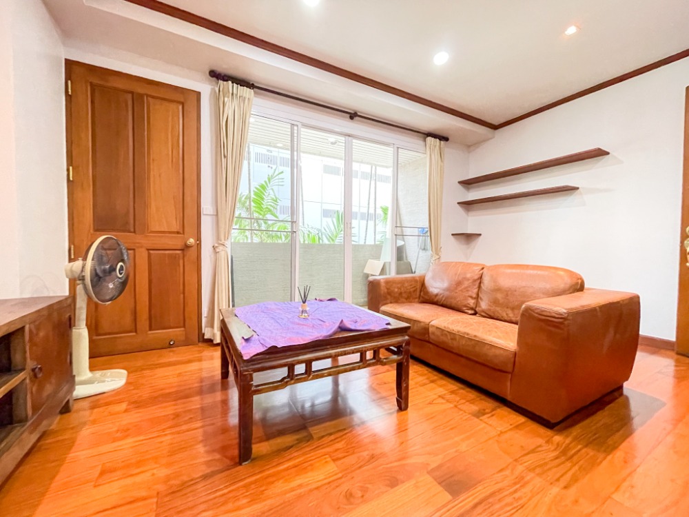 Baan Thanon Sarasin / 2 Bedrooms (SALE), บ้าน ถนน สารสิน / 2 ห้องนอน (ขาย) DO350