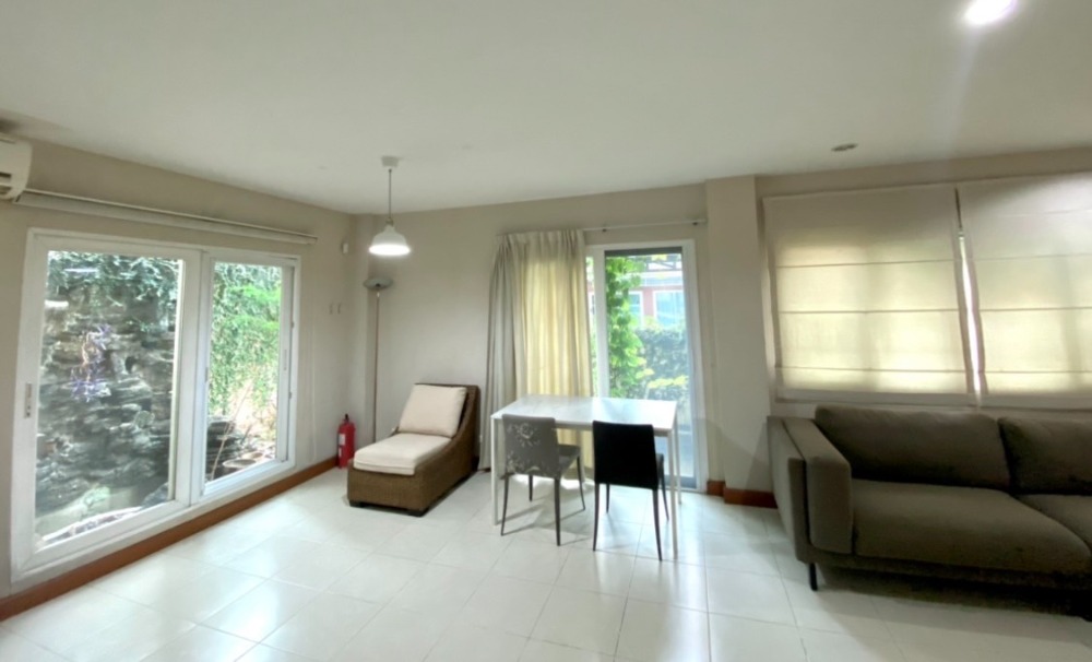 ทาวน์โฮม คาซ่า ซิตี้ ลาดพร้าว / 3 ห้องนอน (ขายพร้อมผู้เช่า), Casa City Ladprao / Townhome 3 Bedrooms (SALE WITH TENANT) RUK197