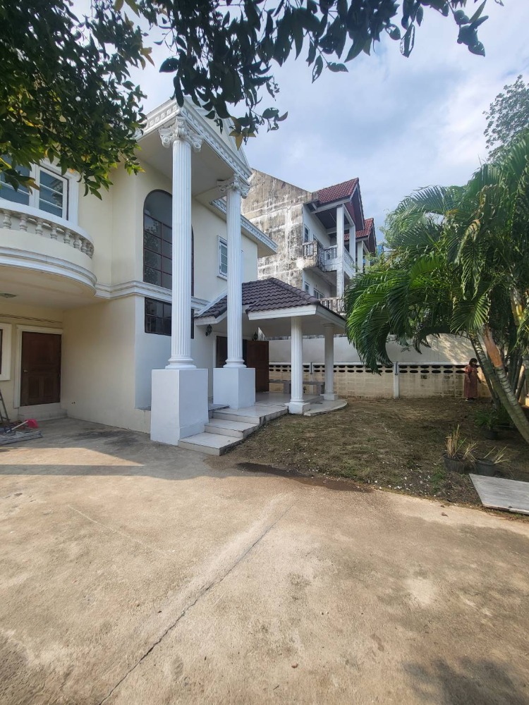 บ้านเดี่ยว ซอยรามคำแหง 68 / 4 ห้องนอน (ขาย), Detached House Ramkhamhaeng 68 / 4 Bedrooms (FOR SALE) JANG062