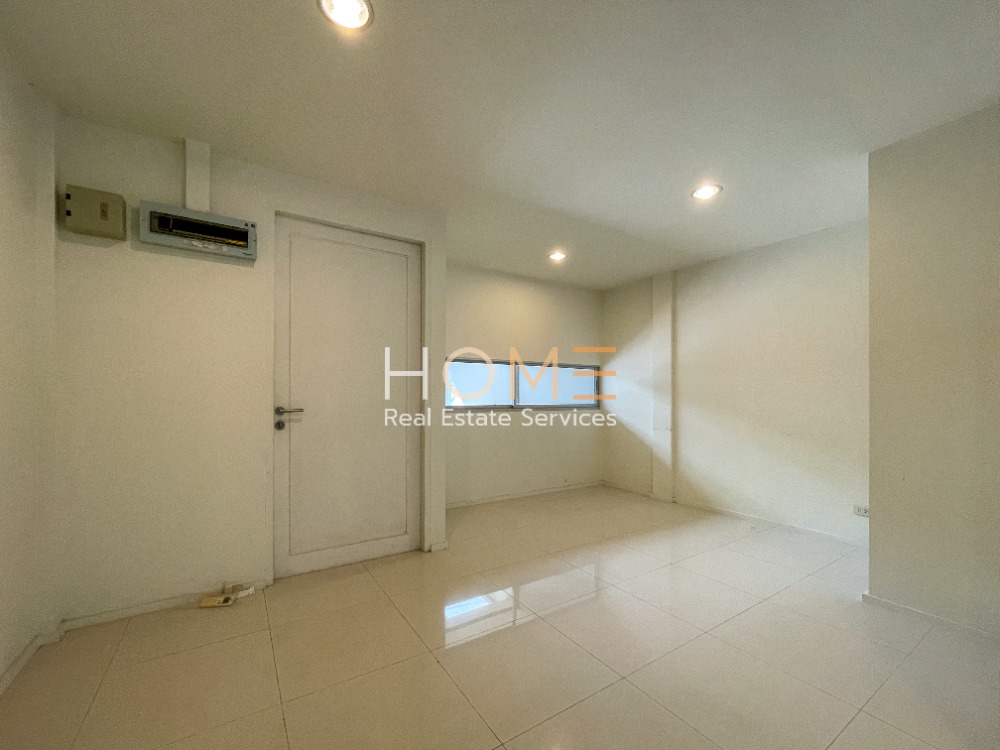 สภาพมือ 1 ✨ ทาวน์โฮม โนเบิล คิวบ์ พัฒนาการ / 3 ห้องนอน (ขาย), Noble Cube Pattanakarn / Townhome 3 Bedrooms (FOR SALE) PALM776