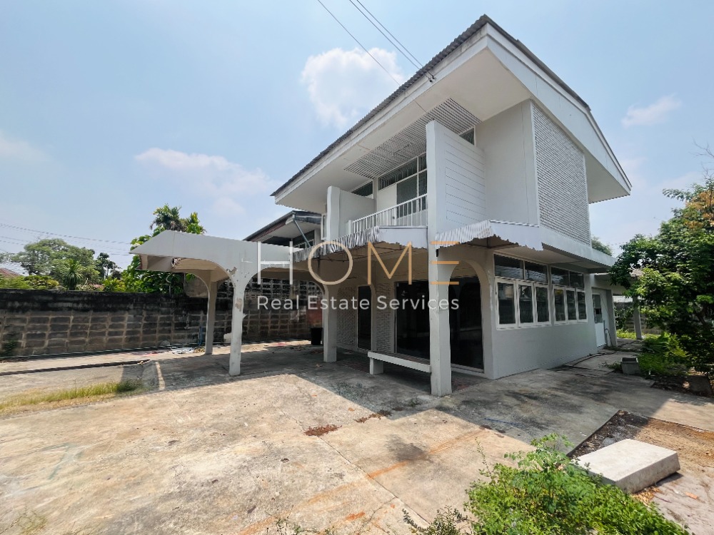 บ้านเดี่ยว ลาดพร้าว 87 แยก 28 / 4 ห้องนอน (ขายพร้อมผู้เช่า), Detached House Ladprao 87 Yaek 28 / 4 Bedrooms (SALE WITH TENANT) RUK747