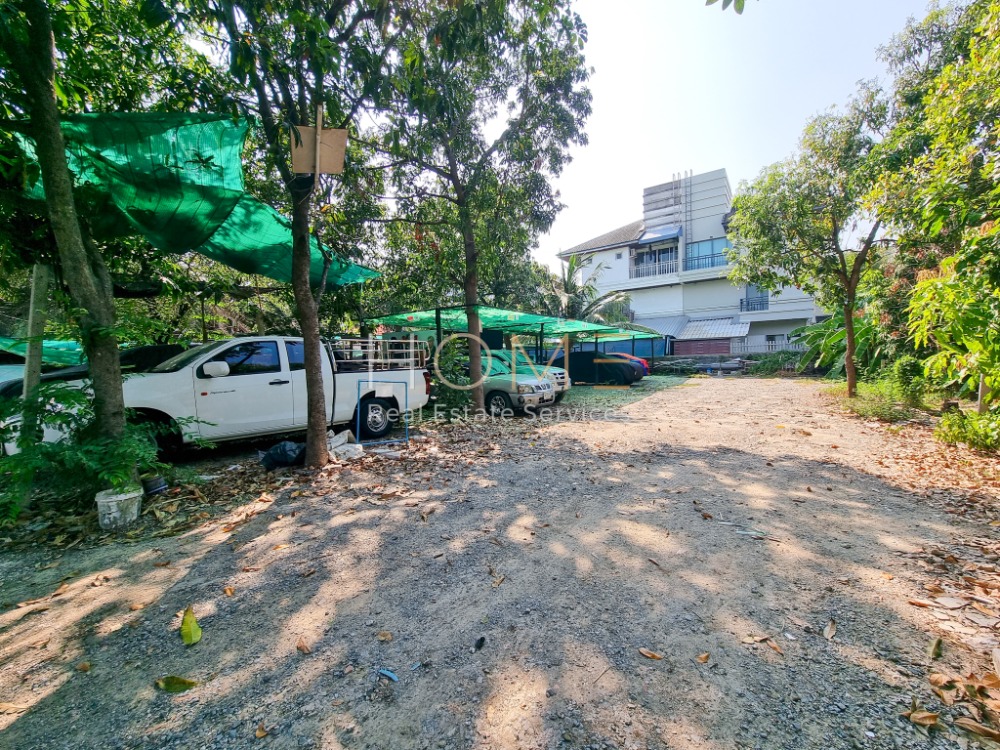 ถมแล้ว แปลงสวย ✨ ที่ดิน ซอยลาดพร้าว 94 / 235 ตารางวา (ขาย), Land Soi Ladprao 94 / 940 Square Metre (FOR SALE) JANG069