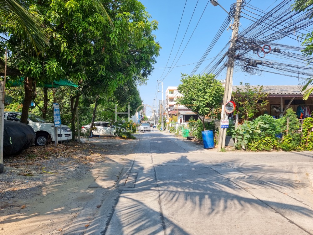 ถมแล้ว แปลงสวย ✨ ที่ดิน ซอยลาดพร้าว 94 / 235 ตารางวา (ขาย), Land Soi Ladprao 94 / 940 Square Metre (FOR SALE) JANG069