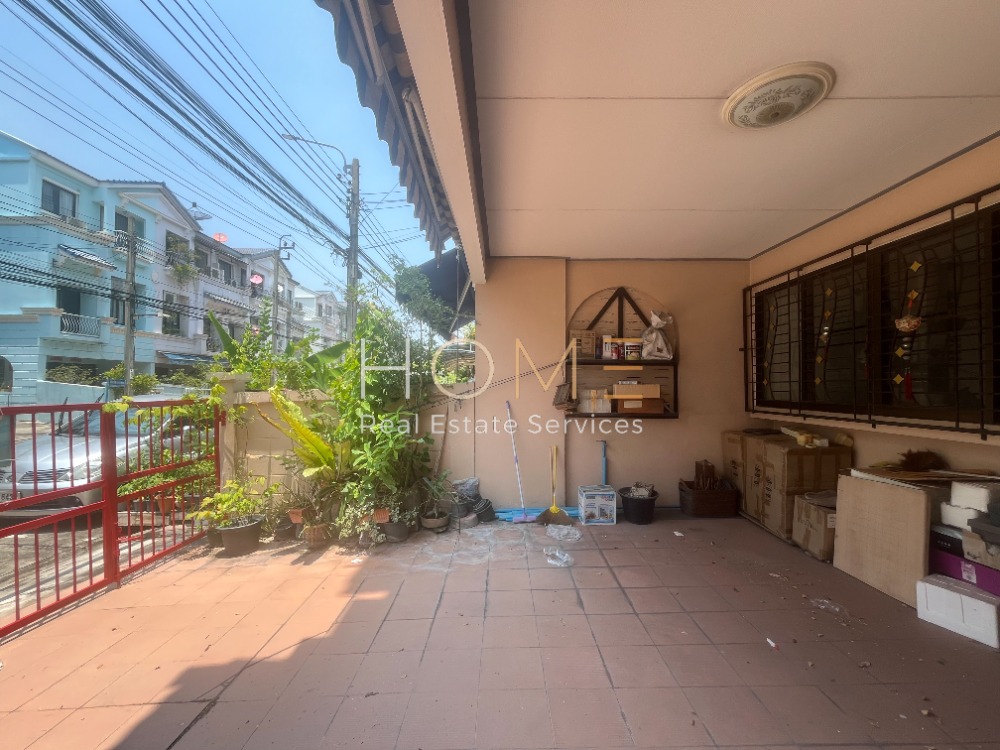 ทาวน์โฮม บ้านกลางเมือง เหม่งจ๋าย - ลาดพร้าว / 4 ห้องนอน (ขาย), Baan Klang Muang Mengjai - Ladprao / Townhome 4 Bedrooms (FOR SALE) RUK690