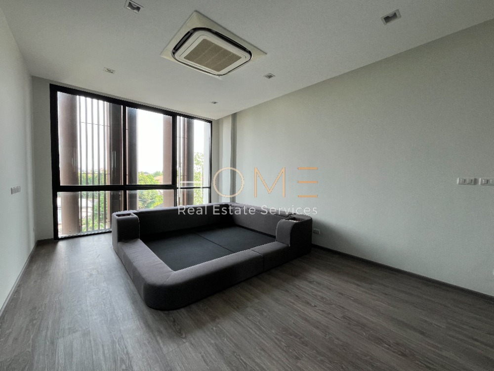 ทาวน์โฮม ออเธน ลาดพร้าว - นาคนิวาส / 6 ห้องนอน (ขาย), Authen Ladprao - Nakniwat / Townhome 6 Bedrooms (FOR SALE) RUK764