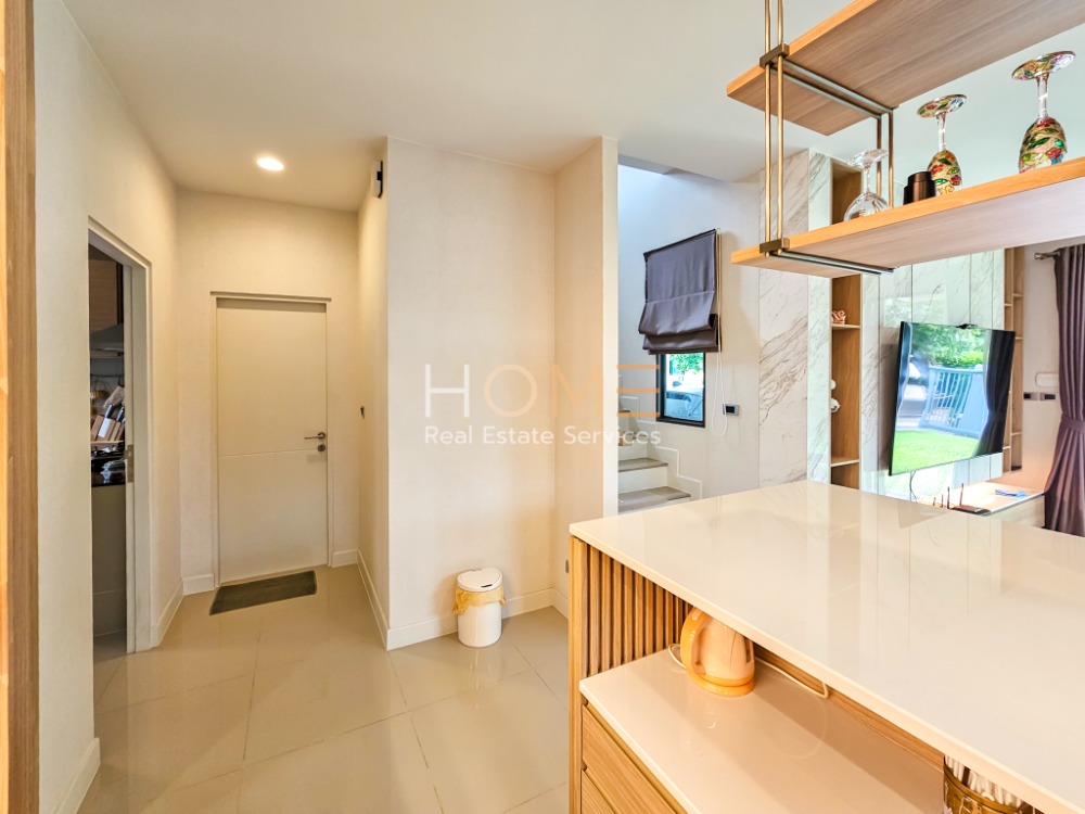 บ้านเดี่ยว บุราสิริ วัชรพล / 4 ห้องนอน (ขาย), Burasiri Watcharapol / Detached House 4 Bedrooms (FOR SALE) TAN617