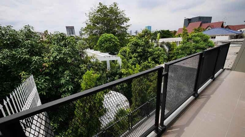 ทาวน์โฮม เอกมัย 22 / 3 ห้องนอน (ขาย), Townhome Ekkamai 22 / Townhome 3 Bedrooms (FOR SALE) HL1583