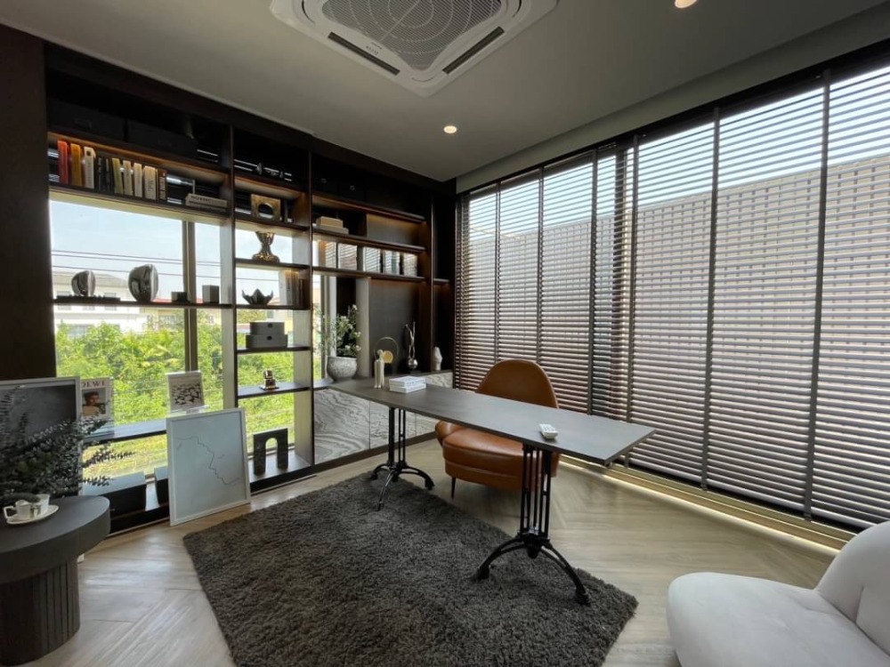 ทาวน์เฮ้าส์ ลูก้า เรสซิเดนซ์ เอกมัย / 4 ห้องนอน (ขาย), Luka Residence Ekamai / Townhouse 4 Bedrooms (FOR SALE) TIK400