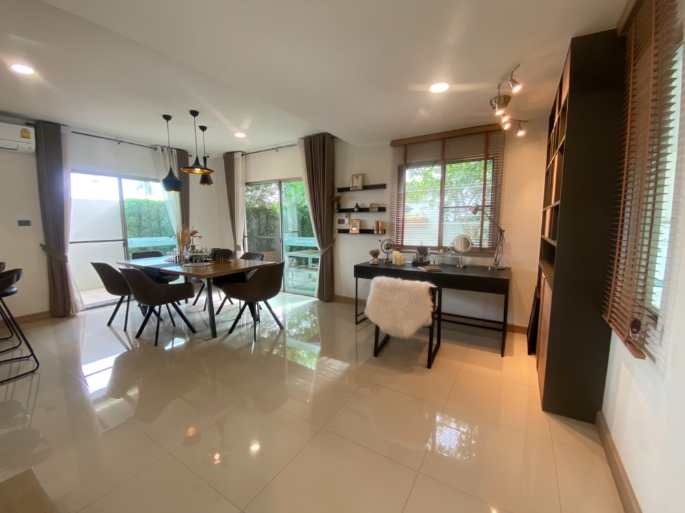 บ้านเดี่ยว วัลเลย์ ฮิลล์ ศรีราชา / 4 ห้องนอน (ขาย), Valley Hills Sriracha / Detached House 4 Bedrooms (FOR SALE) NEWC023