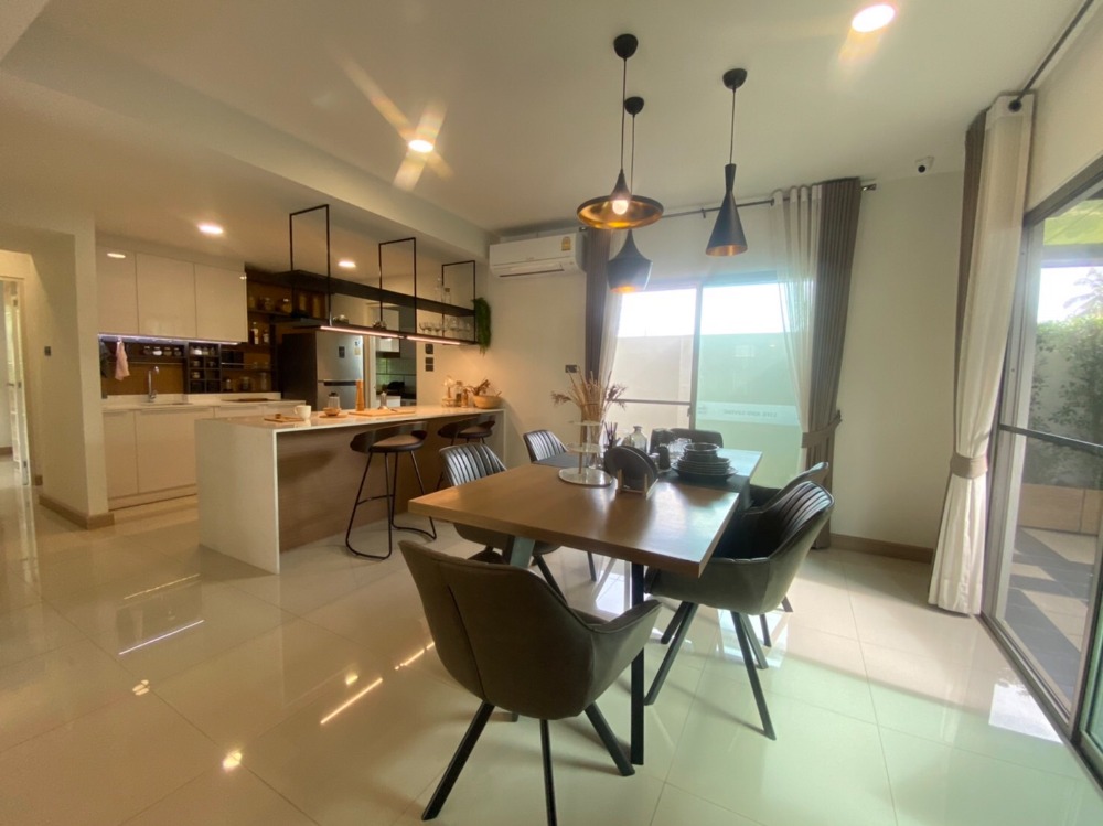 บ้านเดี่ยว วัลเลย์ ฮิลล์ ศรีราชา / 4 ห้องนอน (ขาย), Valley Hills Sriracha / Detached House 4 Bedrooms (FOR SALE) NEWC023