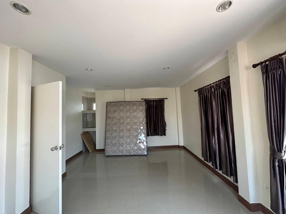 สินทวี กรีนวิลล์ 2 / 3 ห้องนอน (ขาย), Sinthavee Greenville 2 / 3 Bedrooms (SALE) DAO084