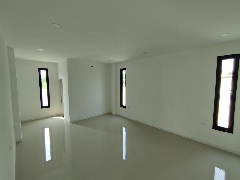 บ้านเดี่ยว บางแสน / 5 ห้องนอน (ขาย), Detached House Bangsaen / 5 Bedrooms (FOR SALE) NEWC016