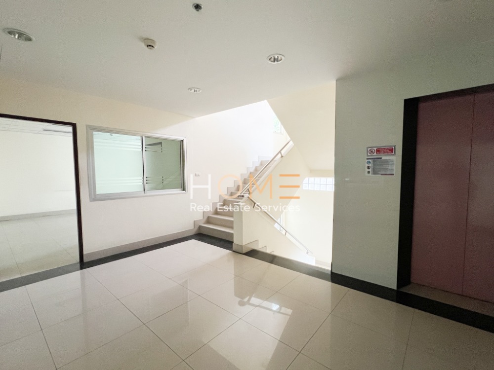 อาคารสำนักงาน ซอยปุณณวิถี 34 / 4 ชั้น (ขาย), Office Building Soi Punnawithi 34 / 4 Storey (FOR SALE) PUY328