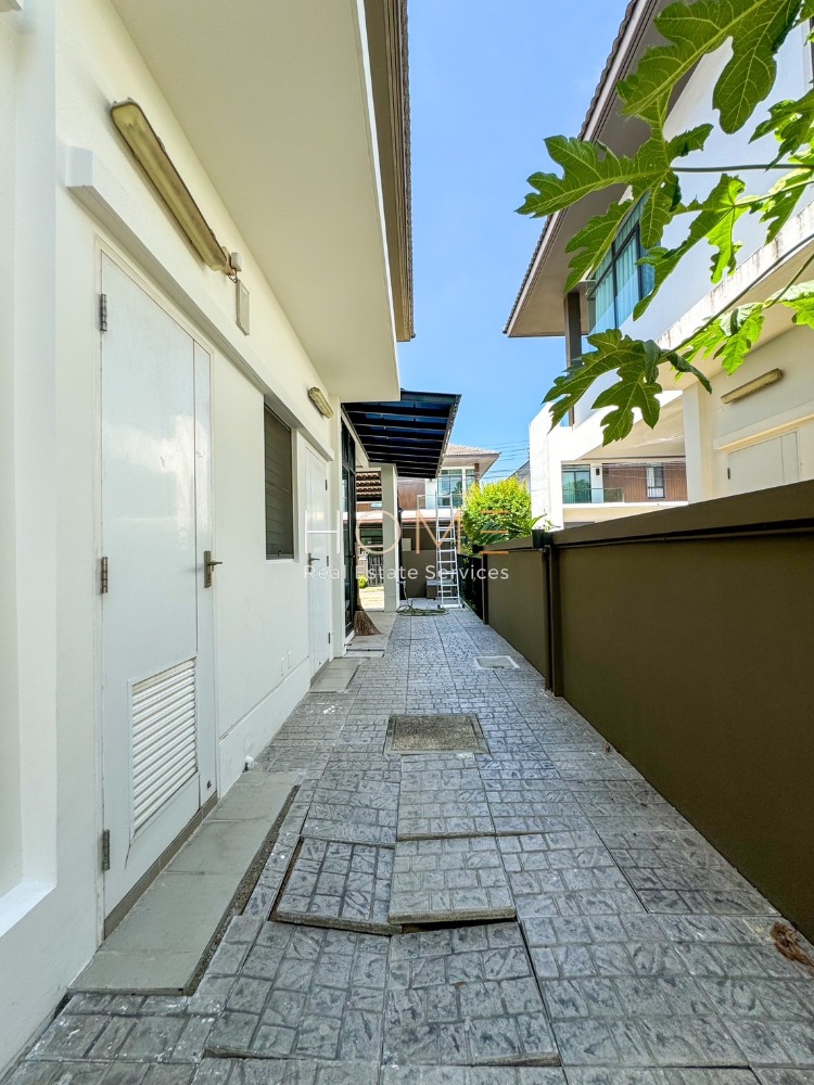 บ้านเดี่ยว มัณฑนา อ่อนนุช - วงแหวน 3 / 4 ห้องนอน (ขาย), Manthana Onnut - Wongwan 3 / Detached House 4 Bedrooms (FOR SALE) COF527