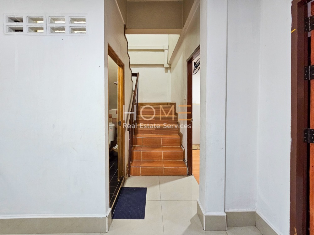 ทาวน์เฮ้าส์ พหลโยธิน 69/1 แยก 1 / 3 ห้องนอน (ขาย), Townhouse Phahonyothin 69 /1 แยก 1 / 3 Bedrooms (FOR SALE) TAN636