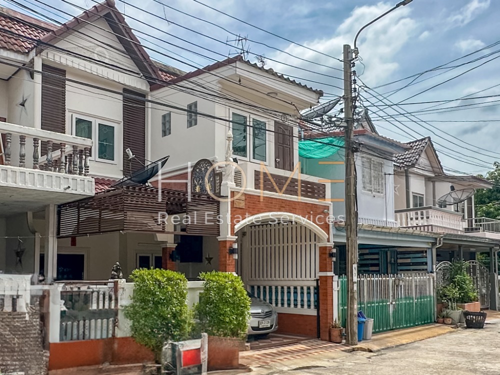 ทาวน์เฮ้าส์ หมู่บ้านเรือนแก้ว / 5 ห้องนอน (ขาย), Ruean Kaeo Village / Townhouse 5 Bedrooms (FOR SALE) KARN002