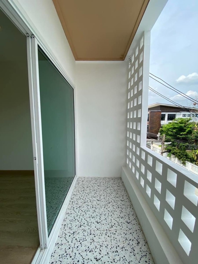 ทาวน์โฮม รามอินทรา ซอย 8 / 4 ห้องนอน (ขาย), Townhome Ramintra Soi 8 / 4 Bedrooms (FOR SALE) KARN032