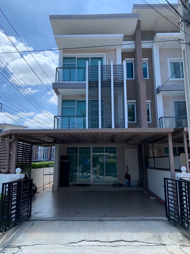 ทาวน์ อเวนิว ซิกซ์ตี้ วิภาวดี 60 / 3 ห้องนอน (ขายพร้อมผู้เช่า), Town Avenue Vibhavadi 60 / 3 Bedrooms (SALE WITH TENANT) FAH032