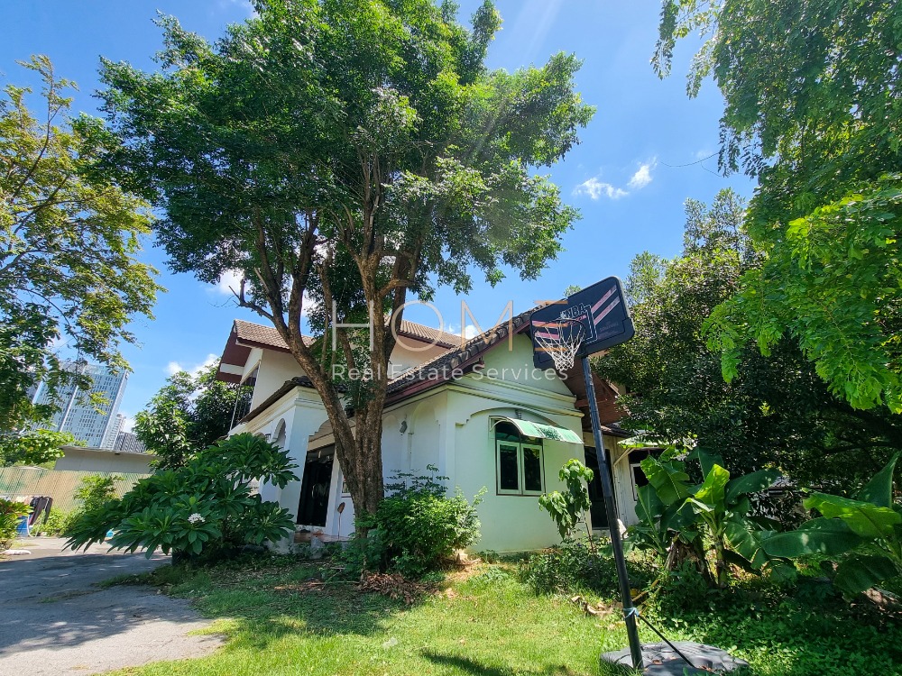 บ้านพร้อมที่ดิน ซอยรามคำแหง 12 แยก 4 / 6 ห้องนอน (ขาย), House with Land Soi Ramkhamhaeng 12 Yaek 4 / 6 Bedrooms (FOR SALE) JANG149