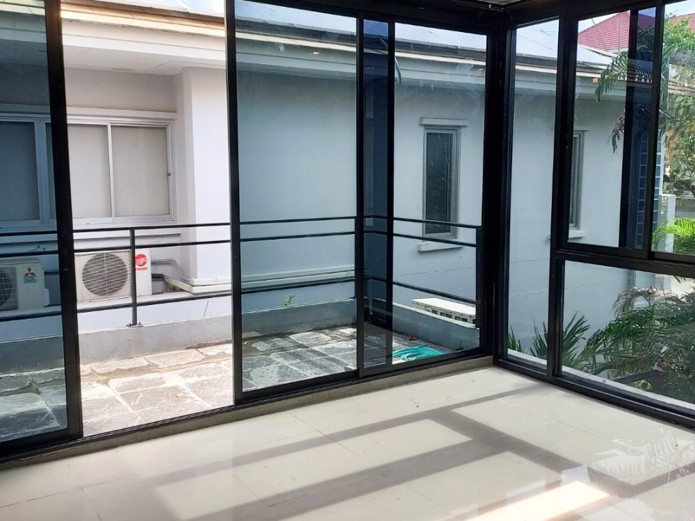 บ้านเดี่ยว โนเบิล ทารา ทาวน์ อิน ทาวน์ โซนบี / 3 ห้องนอน (ขาย), Noble Tara Town in Town Zone B / Detached House 3 Bedrooms (FOR SALE) JANG154