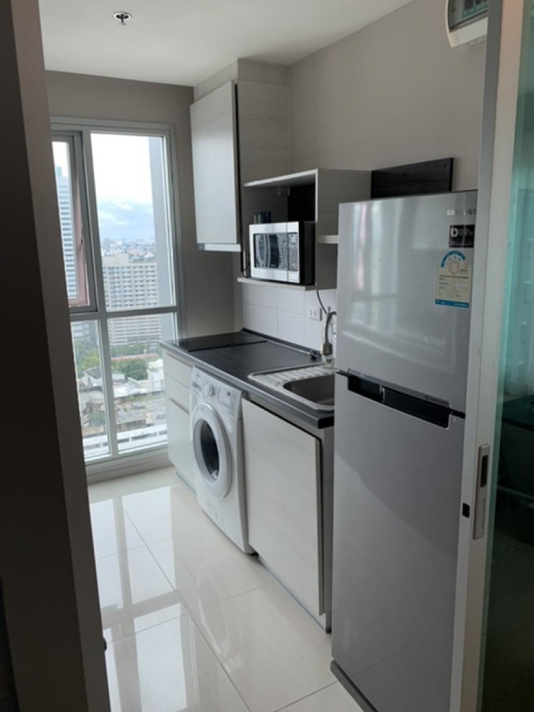 Life Ratchadapisek / 2 Bedrooms (SALE WITH TENANT), ไลฟ์ รัชดาภิเษก / 2 ห้องนอน (ขายพร้อมผู้เช่า) LIL026