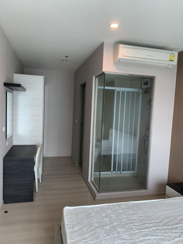 Life Ratchadapisek / 2 Bedrooms (SALE WITH TENANT), ไลฟ์ รัชดาภิเษก / 2 ห้องนอน (ขายพร้อมผู้เช่า) LIL026