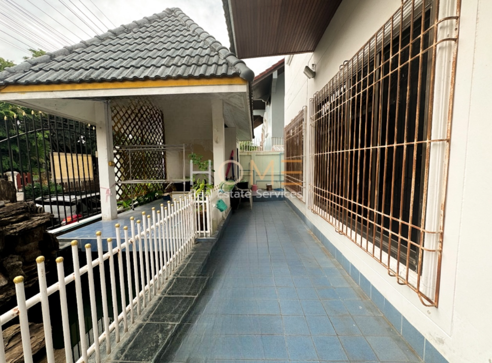 บ้านเดี่ยว หมู่บ้านชัยตระกูลทอง ศรีราชา / 5 ห้องนอน (ขาย), Chai Trakun Thong Village Sriracha / Detached House 5 Bedrooms (FOR SALE) NEWC129