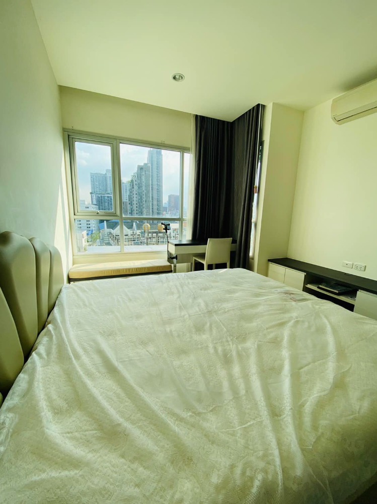 Life Ratchadapisek / 1 Bedroom (SALE WITH TENANT), ไลฟ์ รัชดาภิเษก / 1 ห้องนอน (ขายพร้อมผู้เช่า) LIL035