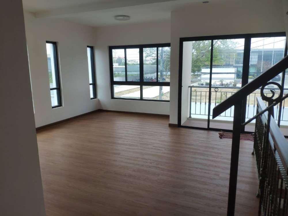 ทาวน์โฮม ซอยนวมินทร์ 70 / 3 ห้องนอน (ขาย), Townhome Soi Nawamin 70 / 3 Bedrooms (FOR SALE) KARN063