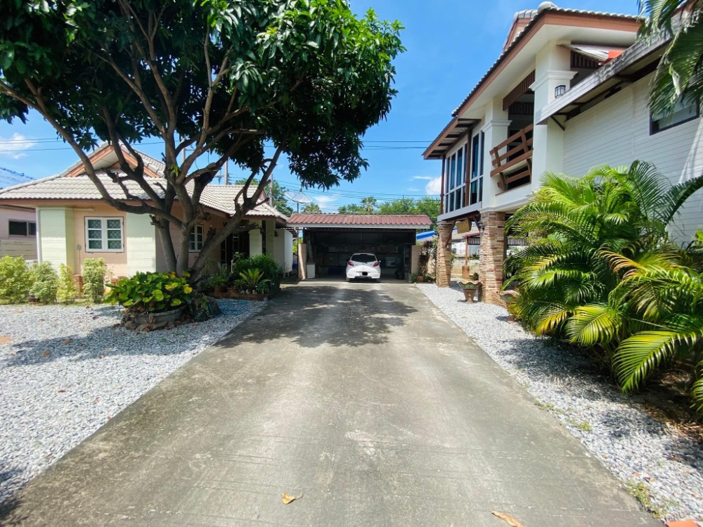 บ้านเดี่ยวทรงไทย พร้อมบ้านหลังเล็ก ถ.เสม็ด-อ่างศิลา / 5 ห้องนอน (ขาย), Thai-Style Detached House with a Small Rear House, Samet-Angsila Road / 5 Bedrooms (FOR SALE) NEWC004