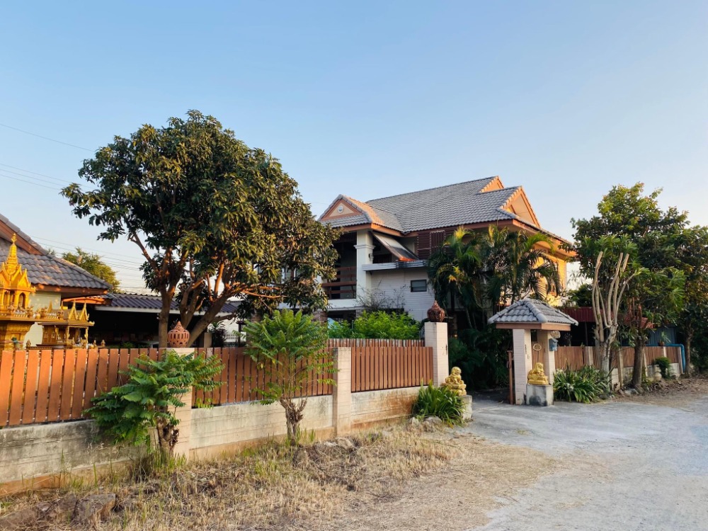 บ้านเดี่ยวทรงไทย พร้อมบ้านหลังเล็ก ถ.เสม็ด-อ่างศิลา / 5 ห้องนอน (ขาย), Thai-Style Detached House with a Small Rear House, Samet-Angsila Road / 5 Bedrooms (FOR SALE) NEWC004