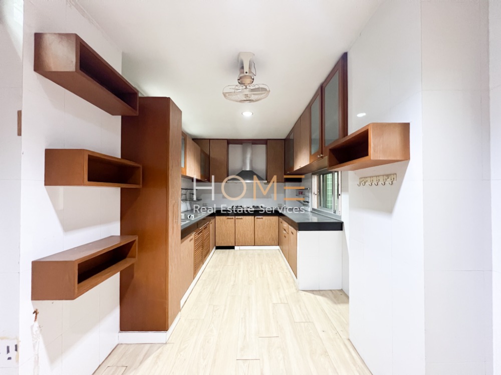 ทาวน์โฮม เรืองศิริ สุขุมวิท 62/1 / 5 ห้องนอน (ขาย), Rueang Siri Sukhumvit 62/1 / Townhome 5 Bedrooms (FOR SALE) PUY356