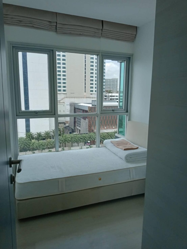 Life Ratchadapisek / 2 Bedrooms (SALE WITH TENANT), ไลฟ์ รัชดาภิเษก / 2 ห้องนอน (ขายพร้อมผู้เช่า) LIL068