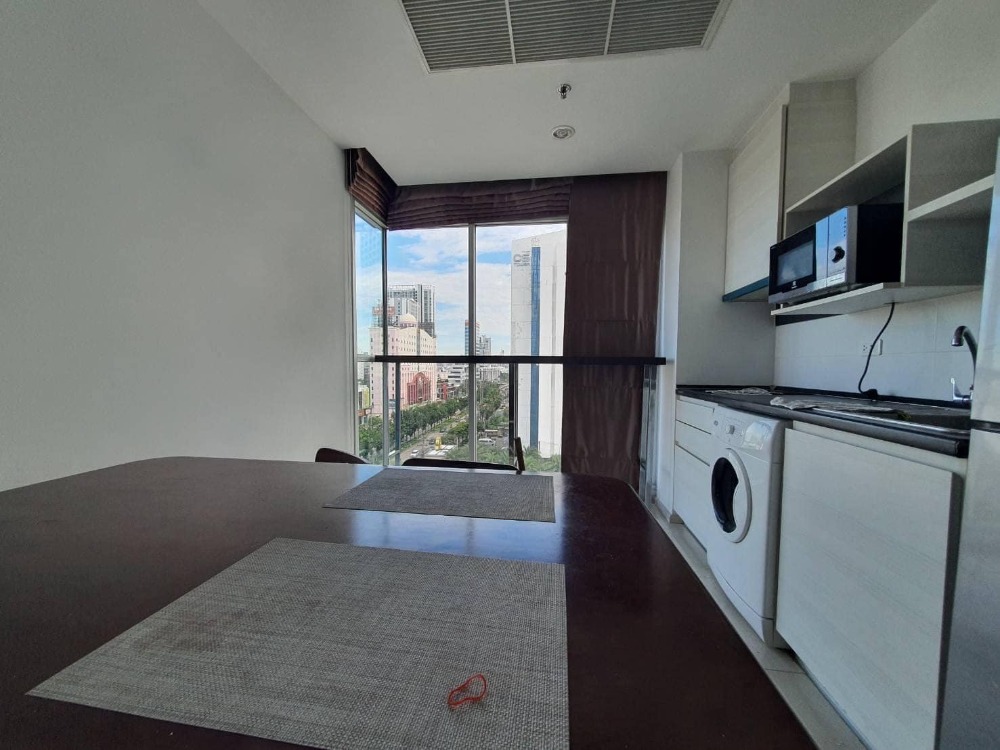 Life Ratchadapisek / 2 Bedrooms (SALE WITH TENANT), ไลฟ์ รัชดาภิเษก / 2 ห้องนอน (ขายพร้อมผู้เช่า) LIL068