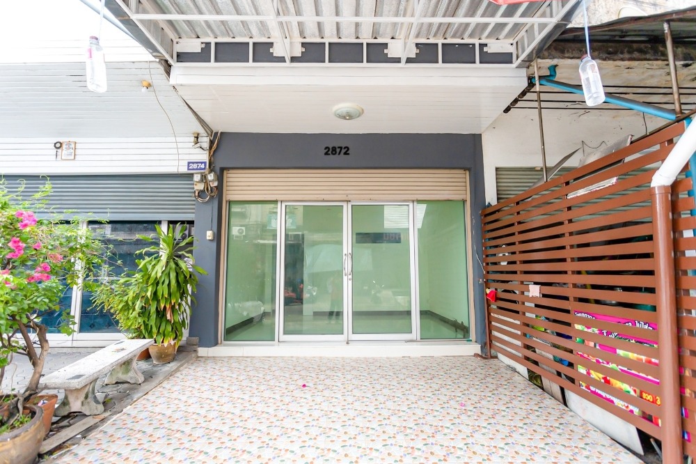 ทาวน์โฮม ลาดพร้าว 128/4 / 5 ห้องนอน (ขาย), Townhome , Lat Phrao 128/4 / 5 Bedrooms (FOR SALE) JANG179