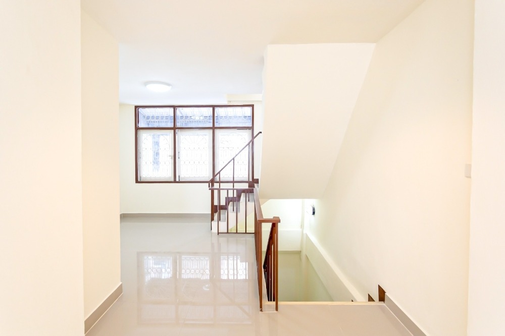 ทาวน์โฮม ลาดพร้าว 128/4 / 5 ห้องนอน (ขาย), Townhome , Lat Phrao 128/4 / 5 Bedrooms (FOR SALE) JANG179