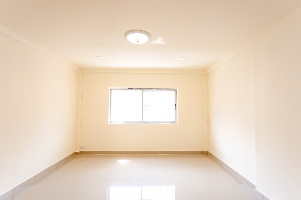 ทาวน์โฮม ลาดพร้าว 128/4 / 5 ห้องนอน (ขาย), Townhome , Lat Phrao 128/4 / 5 Bedrooms (FOR SALE) JANG179