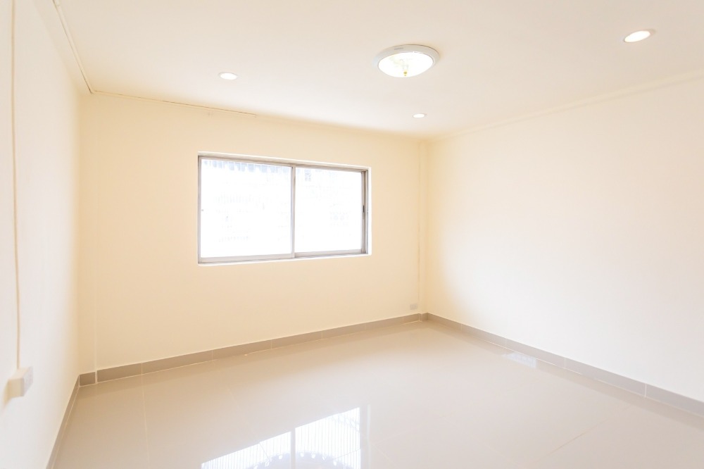 ทาวน์โฮม ลาดพร้าว 128/4 / 5 ห้องนอน (ขาย), Townhome , Lat Phrao 128/4 / 5 Bedrooms (FOR SALE) JANG179