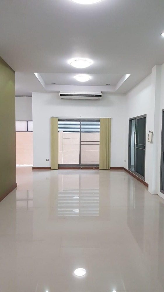 ภัทร โมทาวน์ / 3 ห้องนอน (ขาย), Pattra Mo Town / 3 Bedrooms (SALE) FAH006