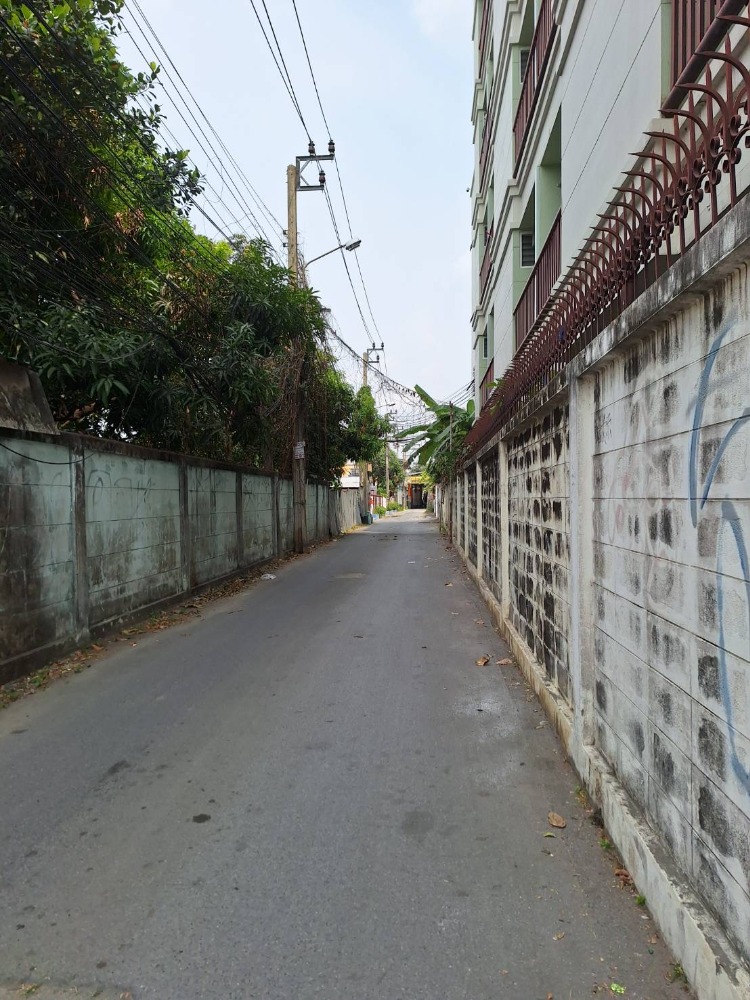 ที่ดิน เลียบคลองประปา / (ขาย), Land along Khlong Prapa / (SALE) FAH095