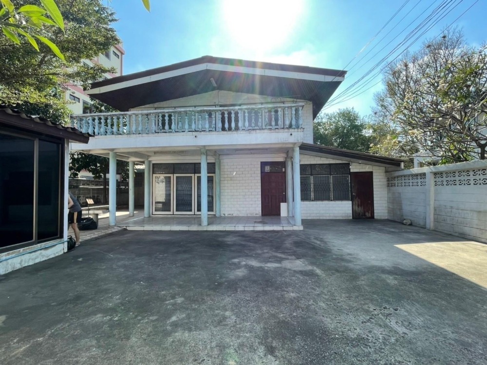 บ้าน ประชาชื่น 37 / 4 ห้องนอน (ขาย), House Prachachuen 37 / 4 Bedrooms (SALE) FAH114