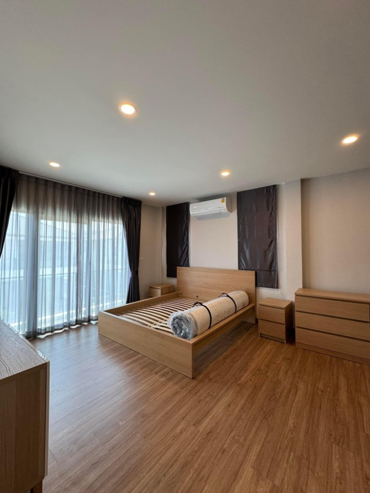 เซนโทร วิภาวดี / 4 ห้องนอน (เช่า), Centro Viphawadi / 4 Bedroom (FOR RENT) FAH117