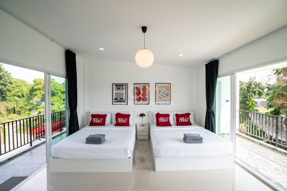 ฮอลลี่ เฮ้าส์ พูลวิลล่า พัทยา / 6 ห้องนอน (ขายพร้อมผู้เช่า), Holly house Pool villa Pattaya / 6 Bedrooms (SALE WITH TENANT) NEWC162