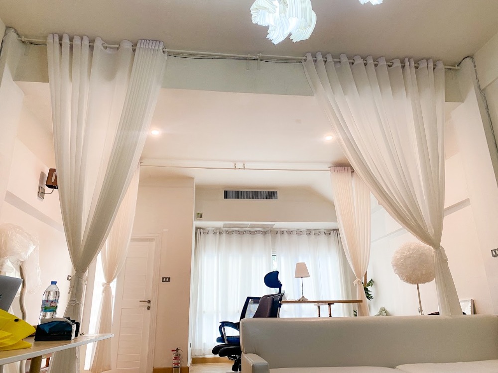 ทาวน์เฮ้าส์ ซอยเอกมัย 10 / 5 ห้องนอน (ขาย), Townhouse Soi Ekkamai 10 / 5 Bedrooms (FOR SALE) PUY386