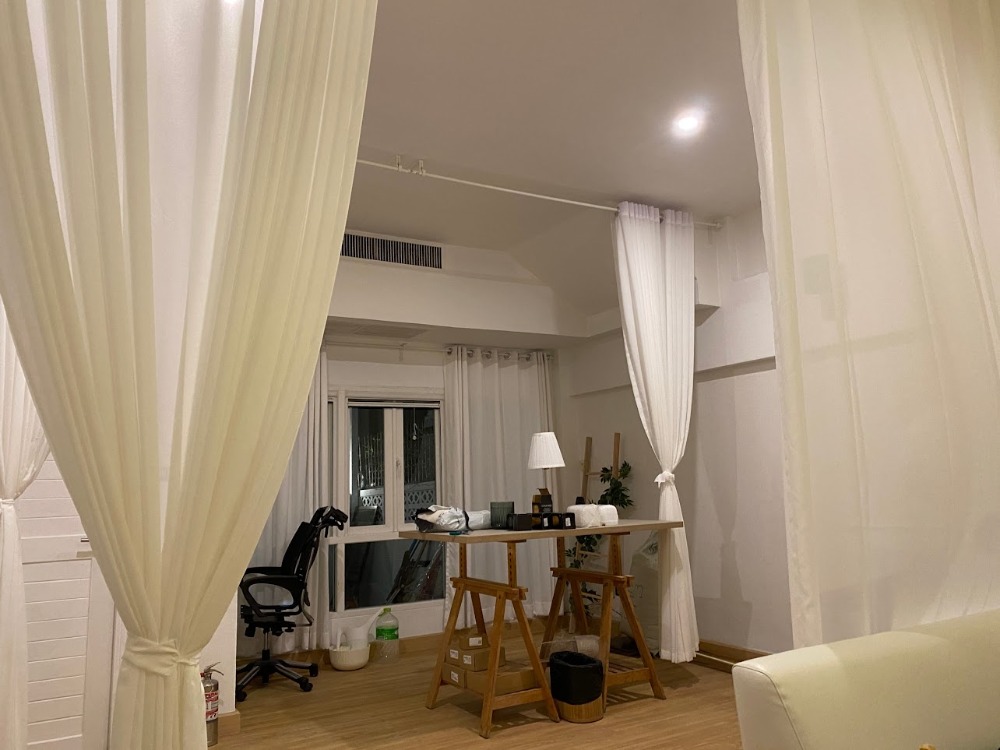 ทาวน์เฮ้าส์ ซอยเอกมัย 10 / 5 ห้องนอน (ขาย), Townhouse Soi Ekkamai 10 / 5 Bedrooms (FOR SALE) PUY386