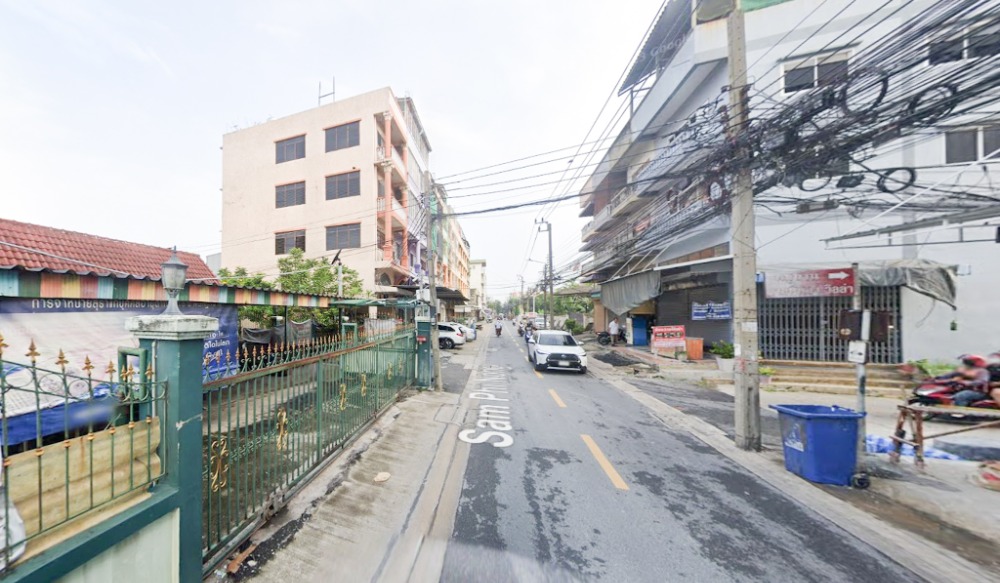 ที่ดินและสิ่งปลูกสร้าง ซอยอ่อนนุช 44 / 200 ตารางวา (ขาย), Land with Building Soi Onnut 44 / 800 Square Metre (FOR SALE) PUY394