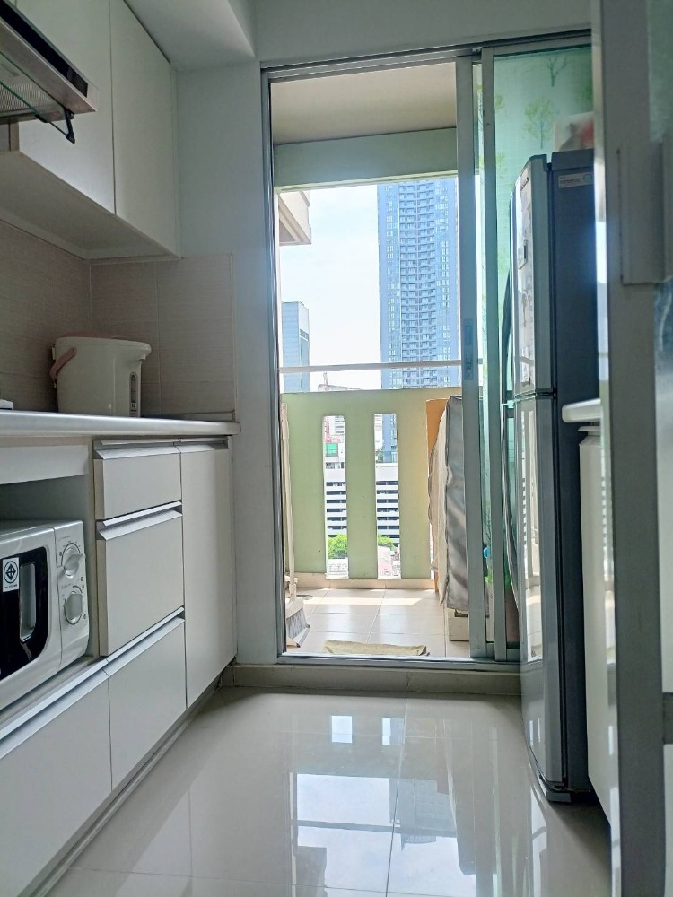 Lumpini Place Rama 9 - Ratchada / 1 Bedroom (SALE WITH TENANT), ลุมพินี เพลส พระราม 9 - รัชดา / 1 ห้องนอน (ขายพร้อมผู้เช่า) LIL050