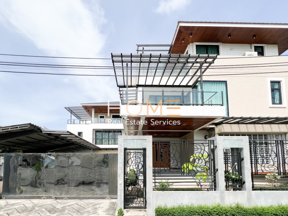 บ้านเดี่ยว ซอยปุณณวิถี 27 / 9 ห้องนอน (ขาย), Detached House Soi Punnawithi 27 / 9 Bedrooms (FOR SALE) PUY373